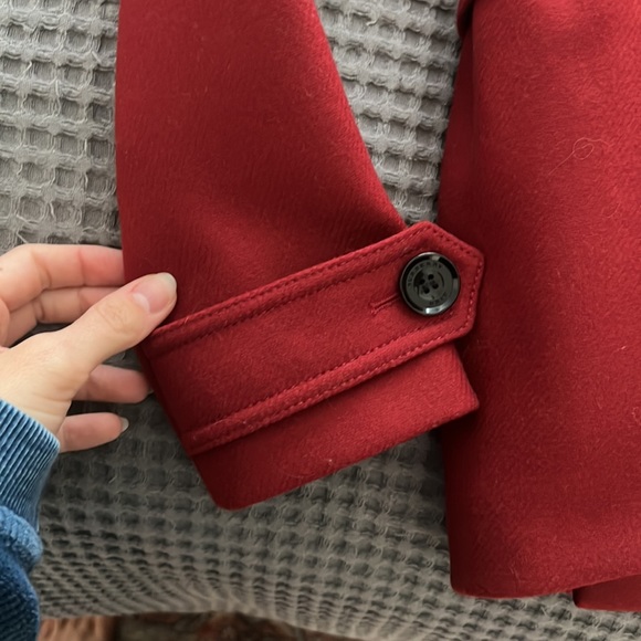 Red Burberry Coat - Us size 2 - Picture 9 of 12